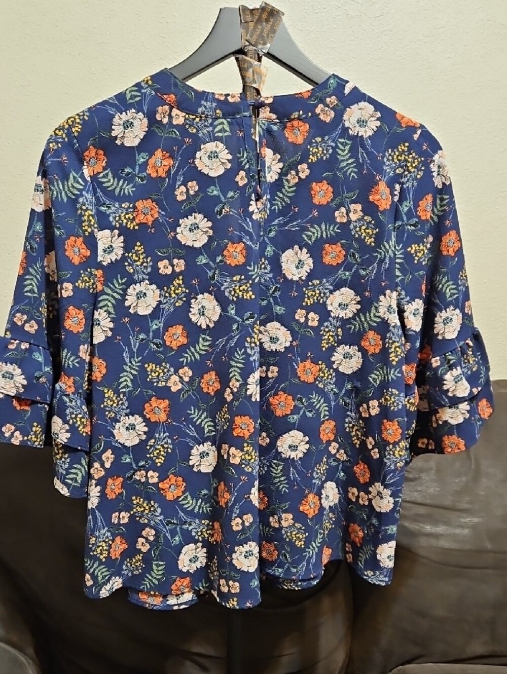 URBAN Romantics Navy Floral Keyhole Ruffle-Sleeve Top - Picture 5 of 7